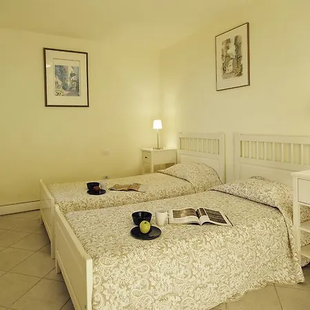Lägenhet Casa Tulipano Grande Faggeto Lario